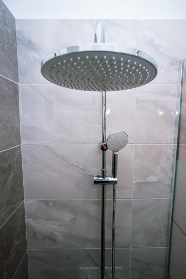 Seashell Luxury Apartment Никити Екстериор снимка