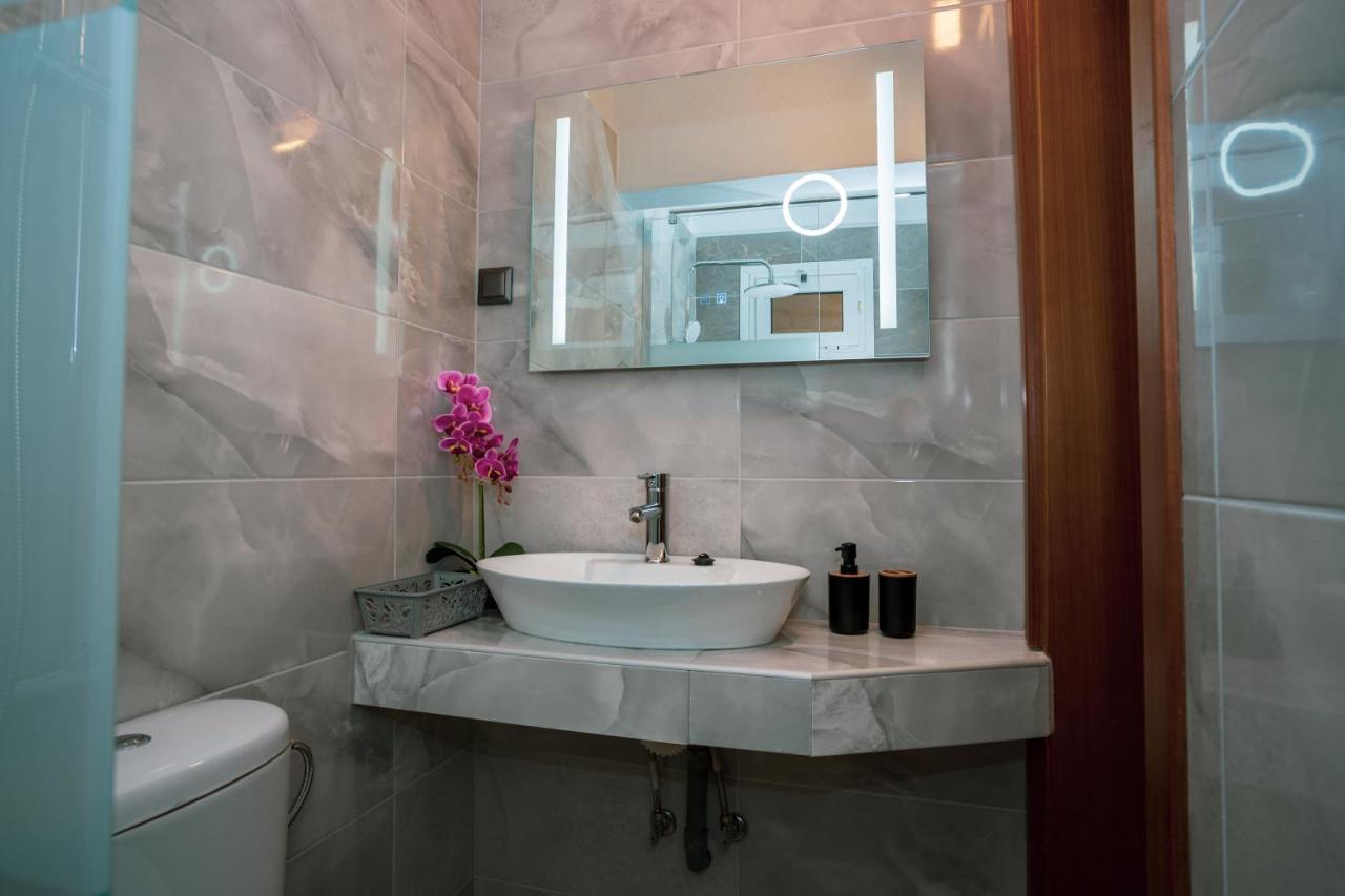 Seashell Luxury Apartment Никити Екстериор снимка