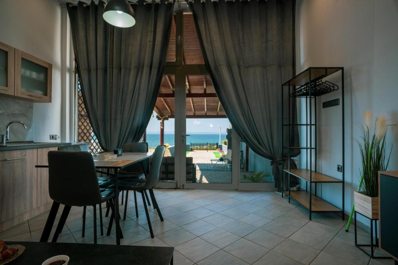 Seashell Luxury Apartment Никити Екстериор снимка